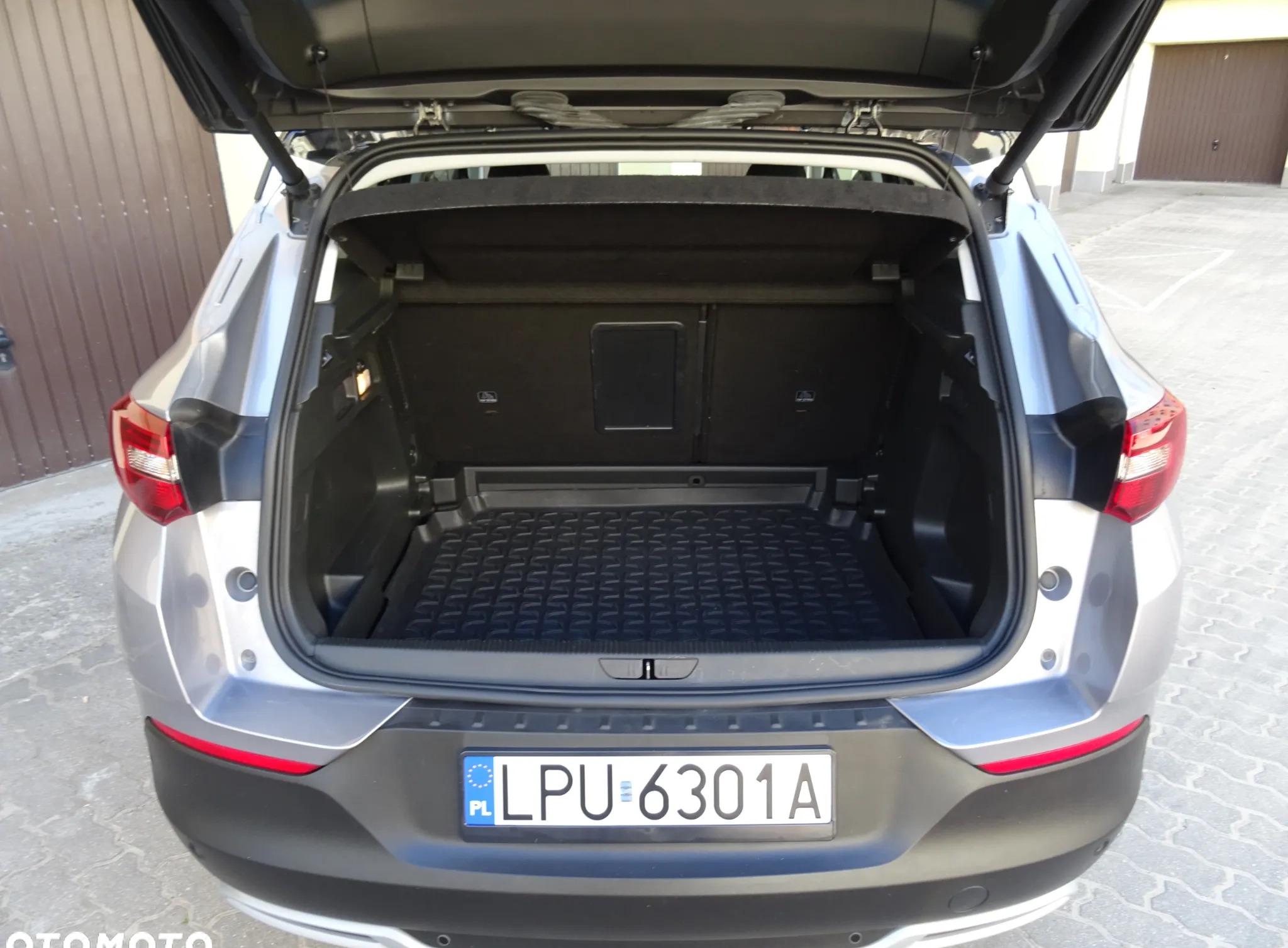 Opel Grandland X cena 72900 przebieg: 116000, rok produkcji 2019 z Puławy małe 326